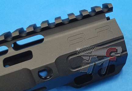 SLR Airsoftworks ION 5.25inch Lite M-Lok Handguard - Click Image to Close